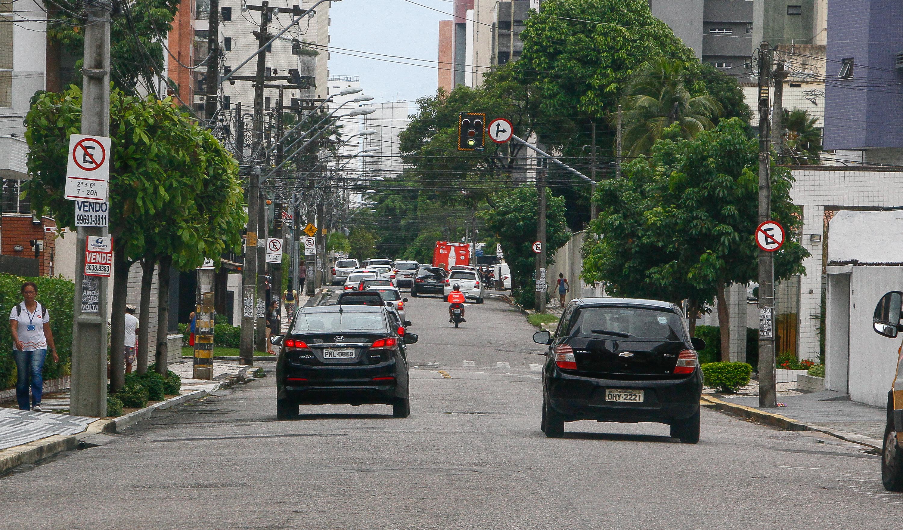 rua leonardo mota